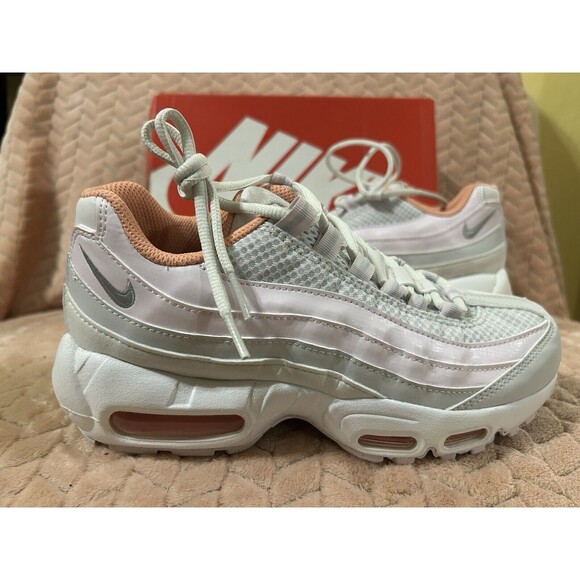 Nike Air Max 95 Recraft Platinum Tint White/Pink Big Kid SZ 5 Woman SZ 7 NWT Box - Picture 2 of 5